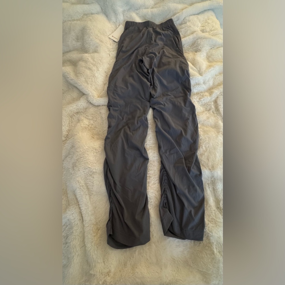NWT Lululemon Dance Studio slim-fit HR Flared Pant, Solar Gray, XS - Picture 12 of 12
